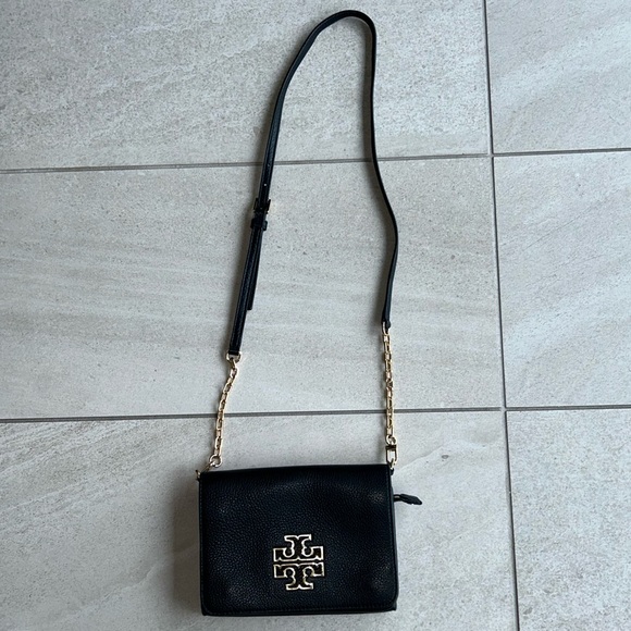 Tory Burch Black Leather Gold Chain Shoulder Bag - Picture 2 of 7